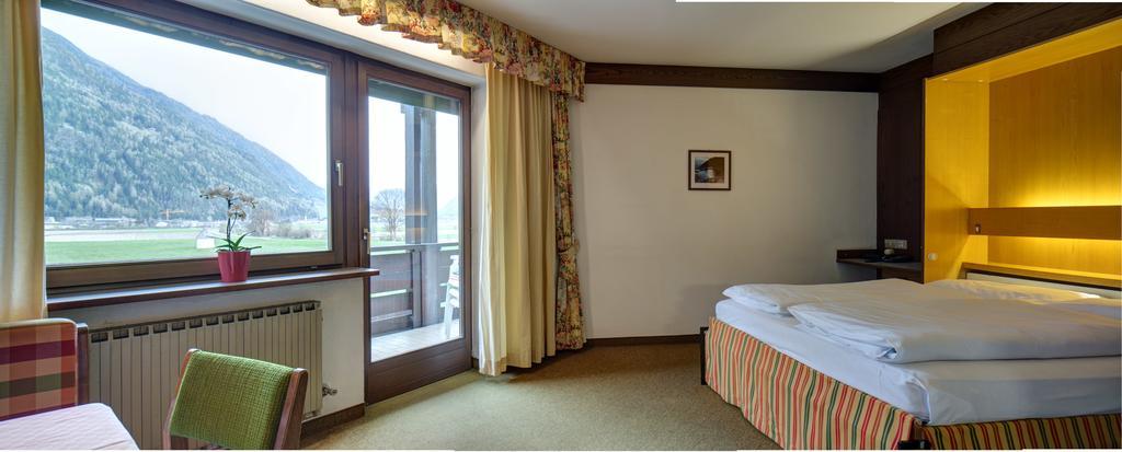 Residence Wiesenhof Campo Tures Rom bilde